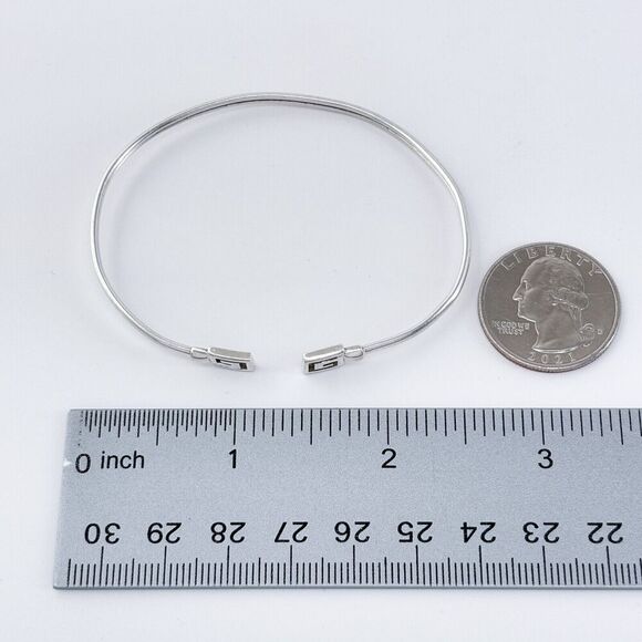 Elegant Sterling Silver Greek Key Bangle Bracelet (Unisex) - Picture 8 of 8